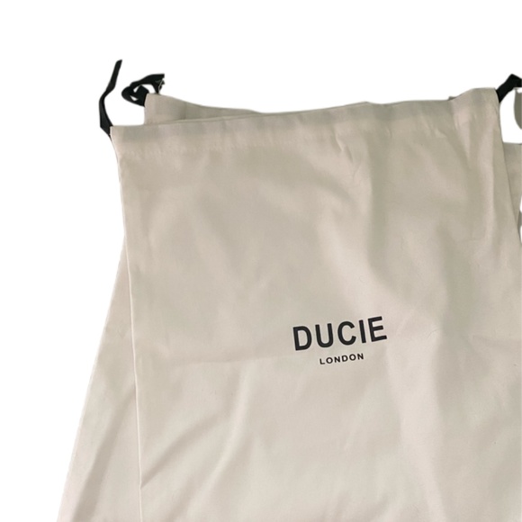 Ducie London Piper Chelsea Boots, New! - Picture 3 of 3